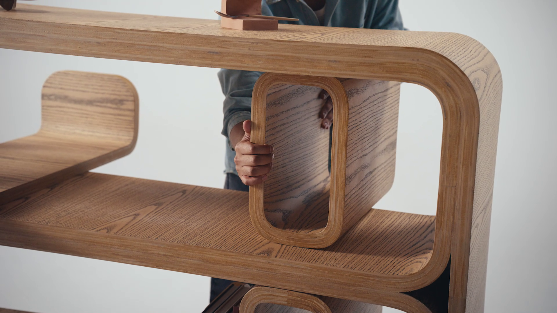 Shelly Desk